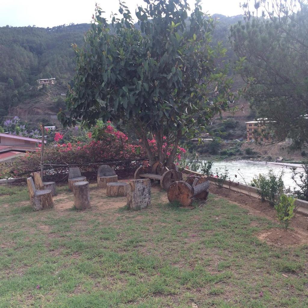 Khuru Resort Punakha Luaran gambar